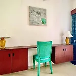Eco Studio/100 M Beach